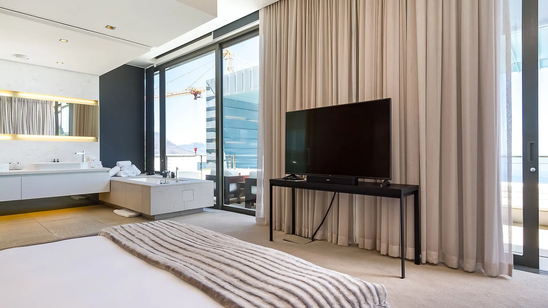 Villa Pentagon Camps Bay